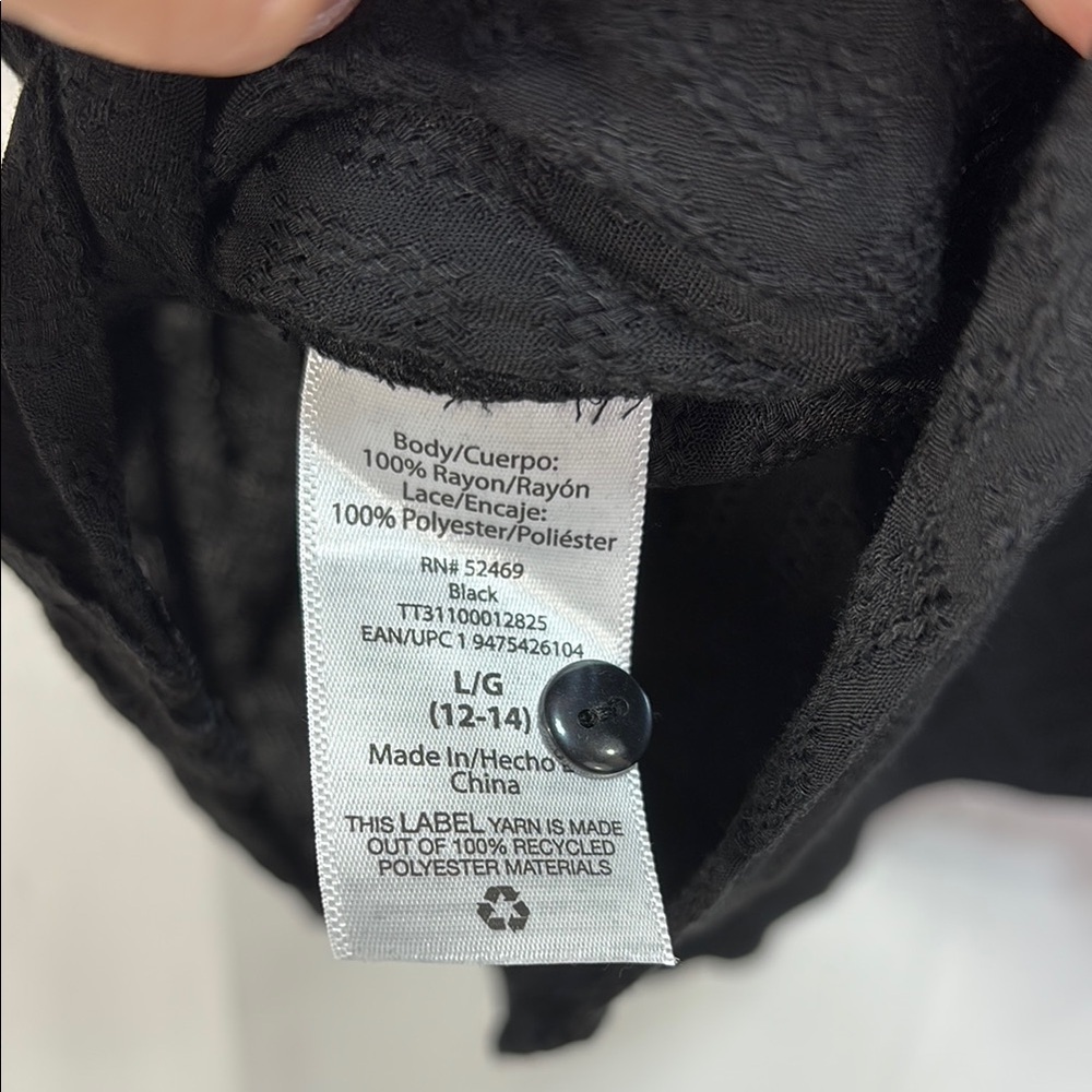 🤡 nwt Time and Tru Black blouse with Bishop Sleeves and Bib Collar - Picture 5 of 5